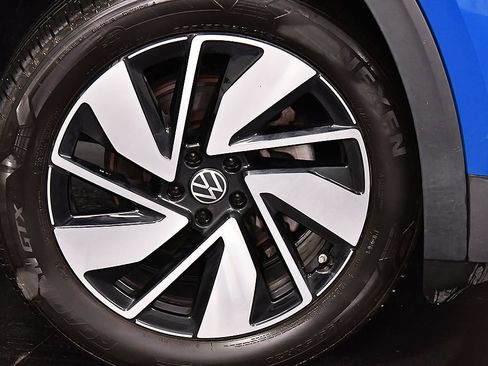 Used 2026 Volkswagen Atlas SE AWD/4WD image 9