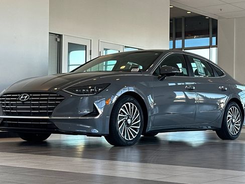 Used 2022 Hyundai Sonata Limited FWD image 8