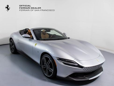 Certified 2025 Ferrari Roma Spider RWD image 1