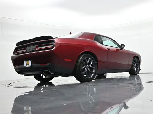 Used 2023 Dodge Challenger R/T w/ Blacktop Package image 27