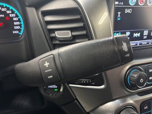 Used 2019 Chevrolet Suburban Premier w/ Premier Plus Edition image 15