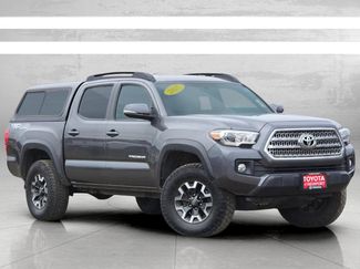 Used 2017 Toyota Tacoma TRD Off-Road w/ Tow Package (A/T) AWD/4WD video 2