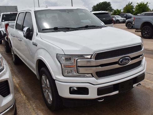 Used 2020 Ford F150 Platinum w/ Equipment Group 701A Luxury AWD/4WD image 4
