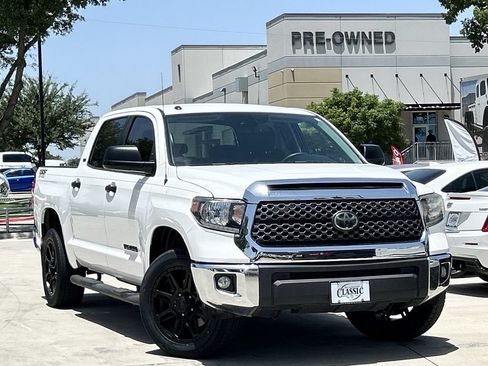 Used 2019 Toyota Tundra SR5 w/ SR5 Upgrade Package RWD image 2