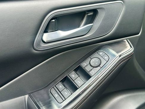 New 2026 Nissan Rogue SV image 6