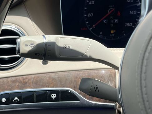Used 2018 Mercedes-Benz S 560 Sedan image 32