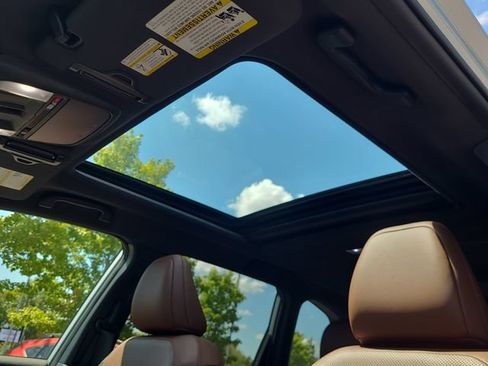 Certified 2025 Subaru Forester Touring AWD/4WD image 26