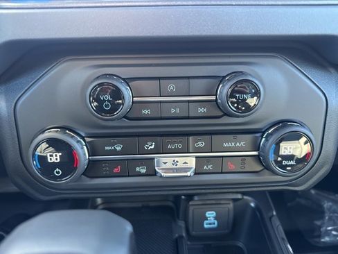 New 2025 Ford Bronco Big Bend image 32