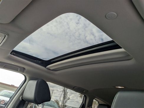 Used 2025 Honda CR-V EX-L image 23