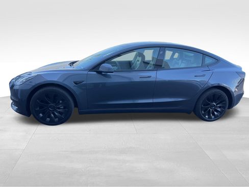 Used 2023 Tesla Model 3 Standard Range RWD image 8