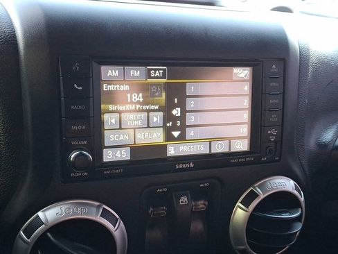 Certified 2018 Jeep Wrangler Sahara w/ Connectivity Group image 21