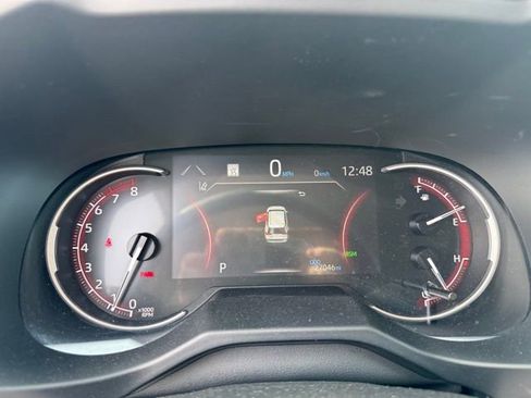 Used 2025 Toyota RAV4 XLE image 15