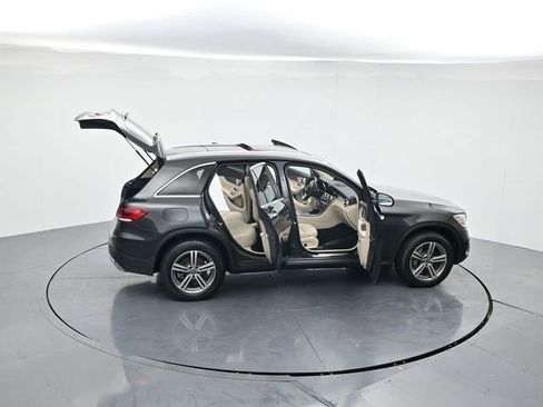 Used 2021 Mercedes-Benz GLC 300 4MATIC image 45