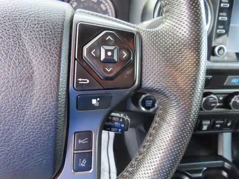 Used 2021 Toyota Tacoma TRD Sport image 20