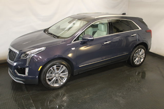 Used 2024 Cadillac XT5 Premium Luxury w/ LPO, Floor Liner Package AWD/4WD image 2