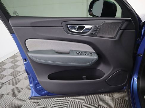 Used 2021 Volvo XC60 T5 R-Design w/ Protection Package Premier image 25