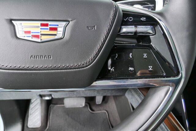 Certified 2026 Cadillac Escalade ESV Platinum Sport w/ LPO, ONYX Package AWD/4WD image 12