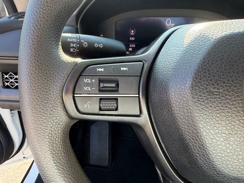 Certified 2023 Honda Accord EX image 21