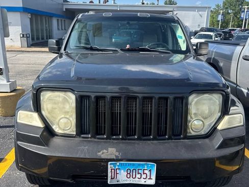 Used 2008 Jeep Liberty Sport RWD image 2