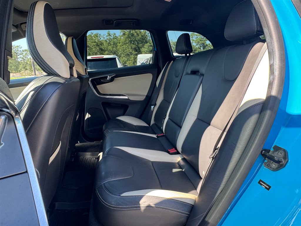 Used 2013 Volvo XC60 T6 AWD/4WD image 20