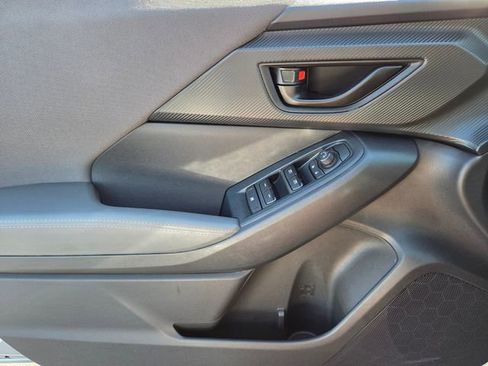 Used 2024 Subaru Crosstrek 2.0i Premium image 16