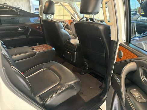 Used 2019 INFINITI QX80 Luxe RWD image 19