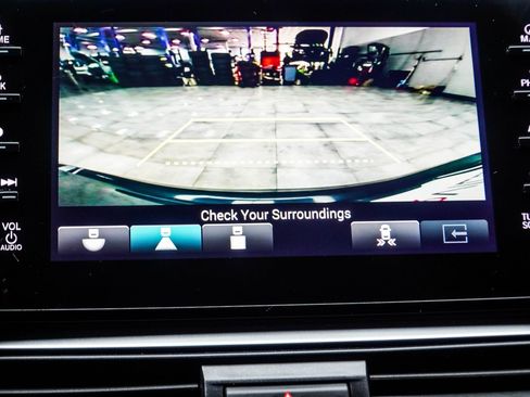 Used 2021 Honda Accord Touring image 26
