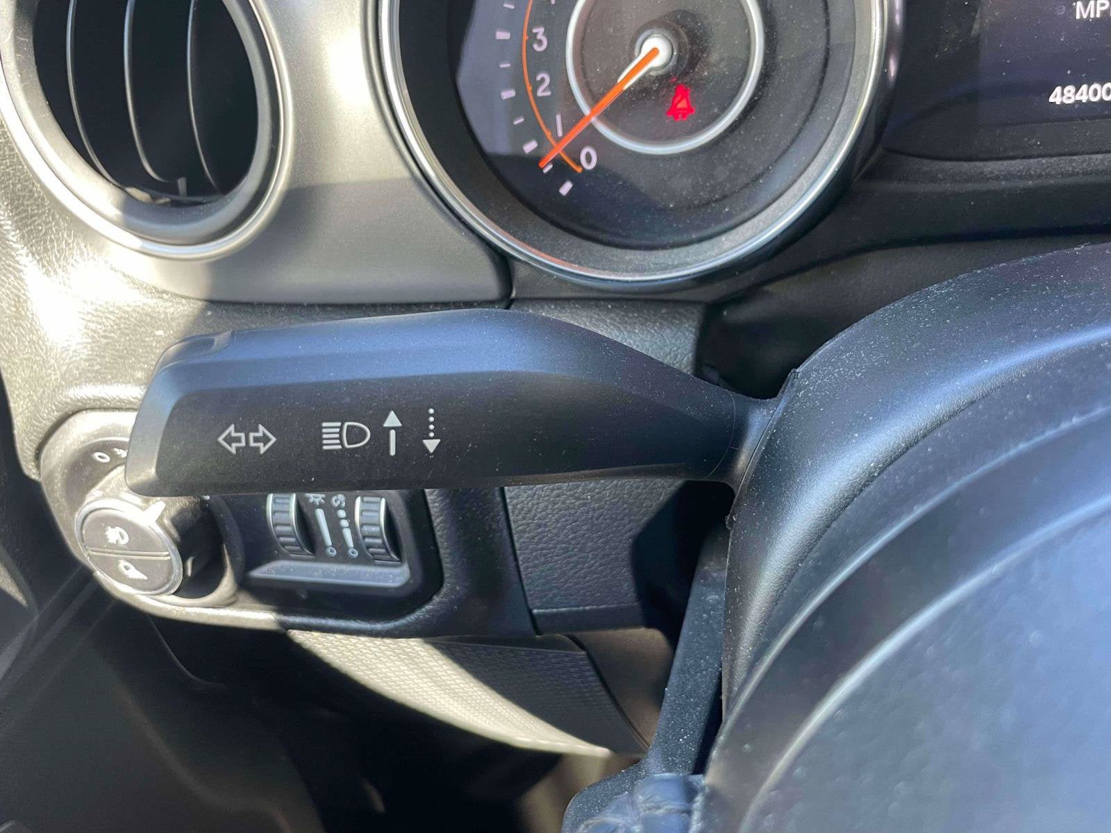 Used 2022 Jeep Gladiator Sport AWD/4WD image 23