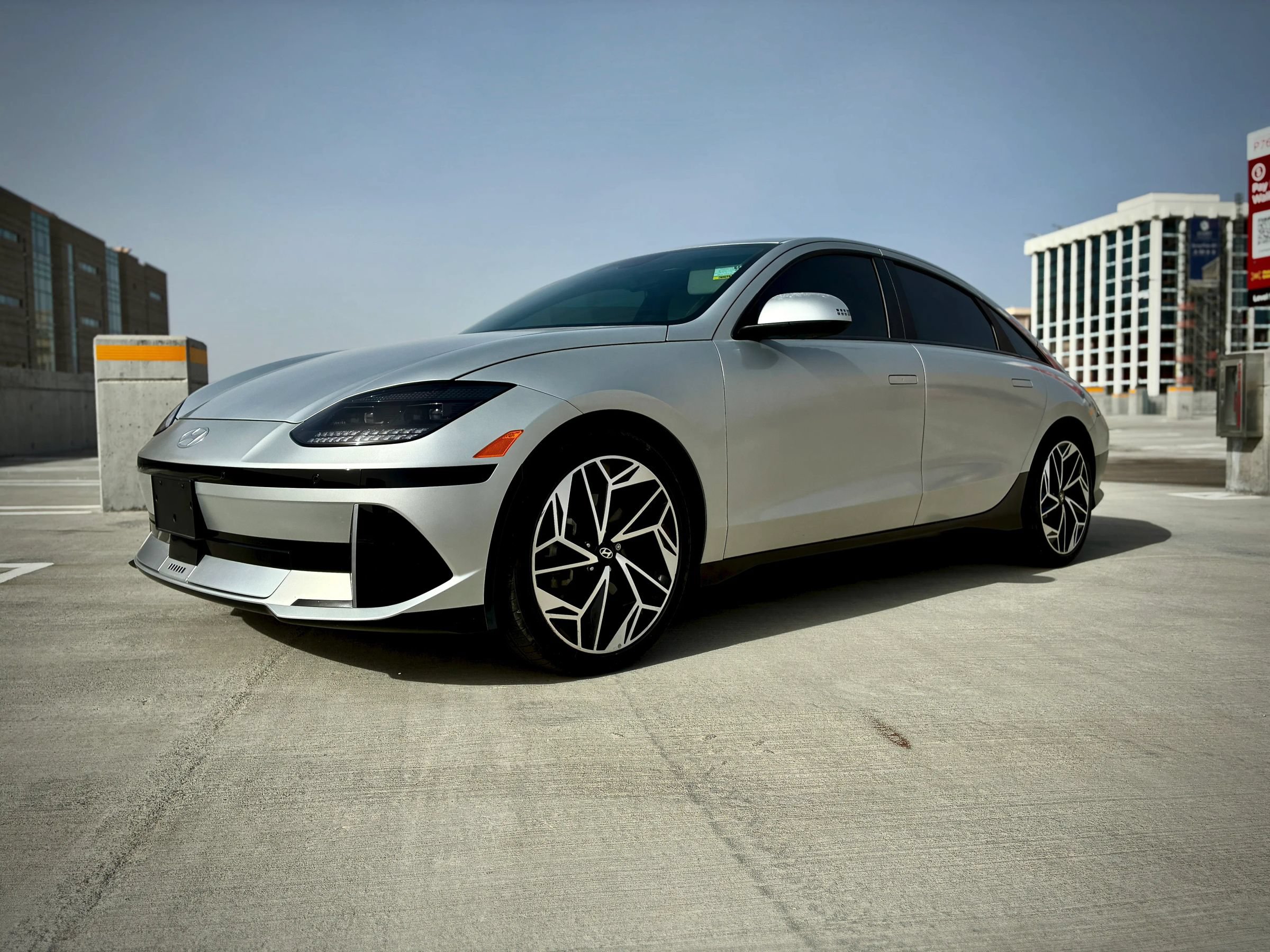 Used 2023 Hyundai Ioniq 6 SEL AWD/4WD image 1