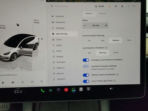 Used 2022 Tesla Model 3 Standard Range RWD image 19