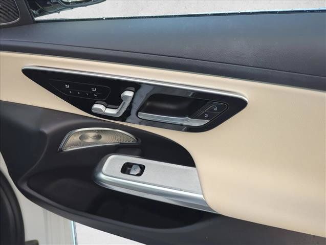 Used 2024 Mercedes-Benz E 350 4MATIC Sedan image 24