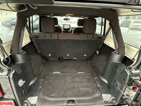 Used 2016 Jeep Wrangler Unlimited Sport w/ Quick Order Package 24S image 27