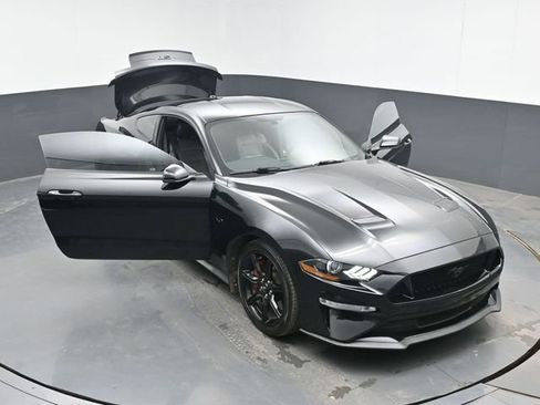 Used 2018 Ford Mustang GT Premium w/ Black Accent Package RWD image 45