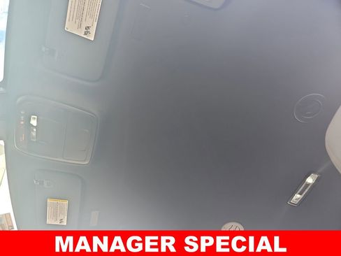 New 2026 Chevrolet Traverse LT image 32