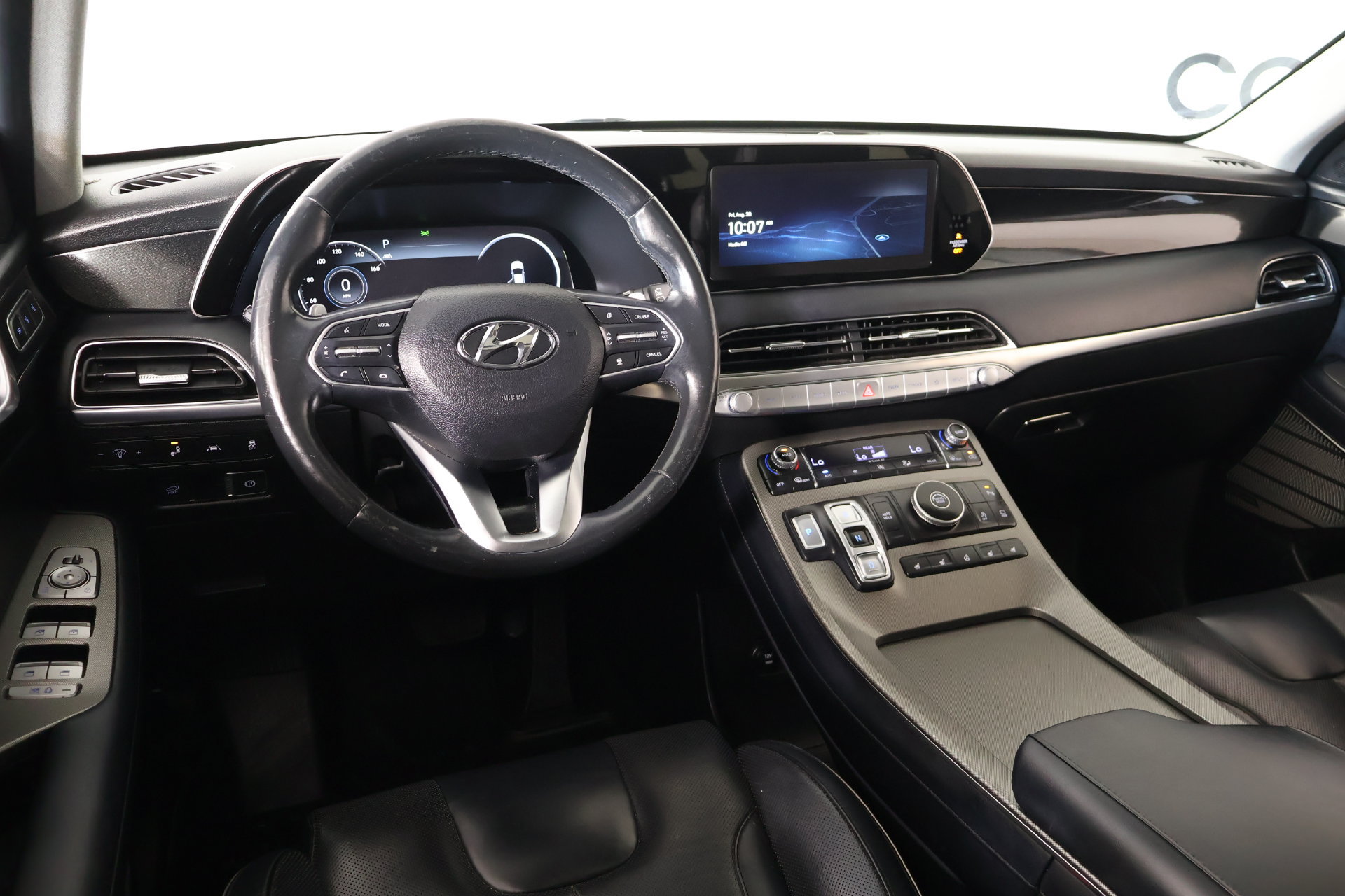 Used 2021 Hyundai Palisade Limited w/ Cargo Package FWD image 2