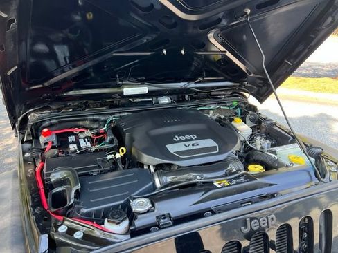Used 2017 Jeep Wrangler Sport AWD/4WD image 31