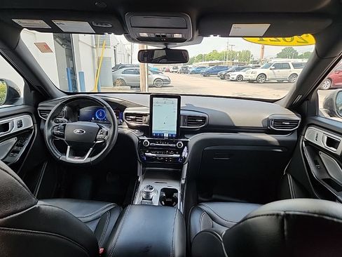 Used 2021 Ford Explorer ST w/ Equipment Group 401A AWD/4WD image 39