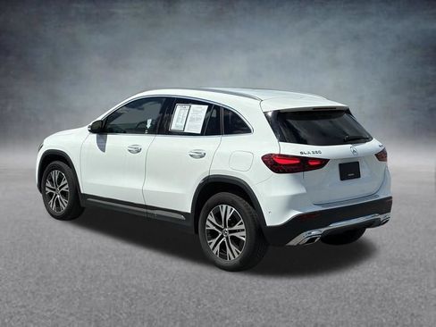 Used 2025 Mercedes-Benz GLA 250 4MATIC image 3
