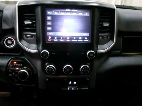 Used 2019 RAM 1500 Big Horn AWD/4WD image 38
