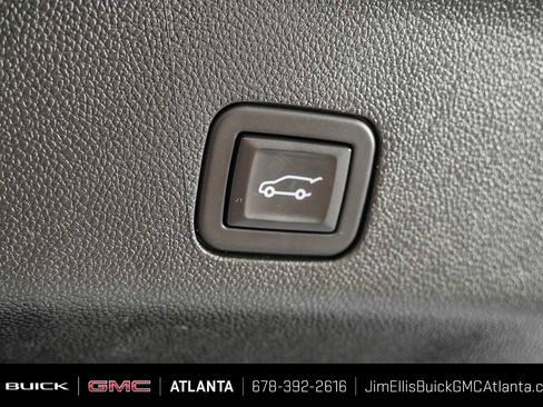 Used 2023 GMC Yukon Denali AWD/4WD image 32