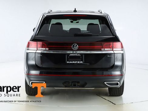 Used 2025 Volkswagen Atlas SEL AWD/4WD image 48