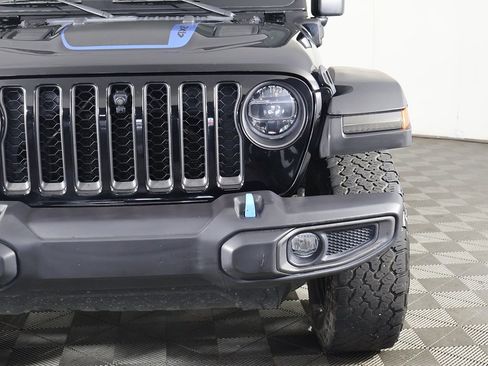 Used 2022 Jeep Wrangler Unlimited Rubicon 4xe image 11