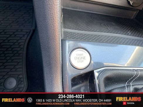 New 2024 Volkswagen Tiguan SE image 42