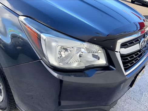 Used 2017 Subaru Forester 2.5i Premium AWD/4WD image 31