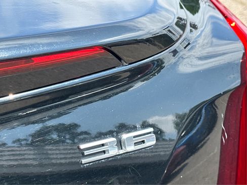 Used 2018 Cadillac XTS Luxury image 26