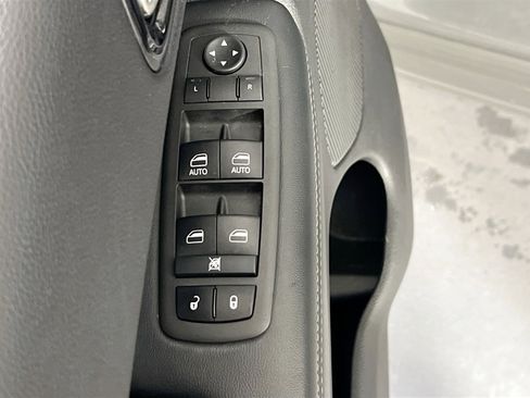 Used 2022 Dodge Durango GT image 17