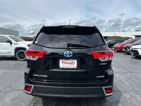 Used 2019 Toyota Highlander Limited AWD/4WD image 9