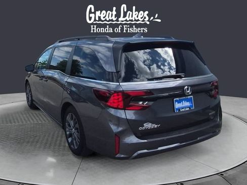 Certified 2025 Honda Odyssey Touring image 3