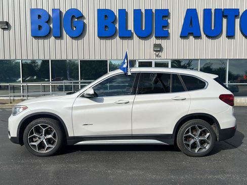 Used 2018 BMW X1 xDrive28i AWD/4WD image 2