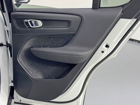 Used 2023 Volvo C40 P8 Recharge Ultimate w/ Protection Package Premier image 42